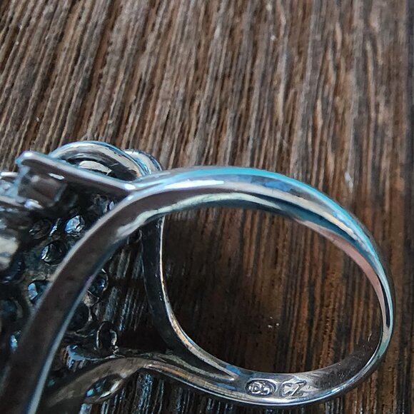 Vintage Sterling Silver & CZ Cocktail Ring for Women- Size 8-Very Good Condition - Picture 9 of 13